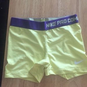 NIKE PRO COMBAT GYM SHORTS
